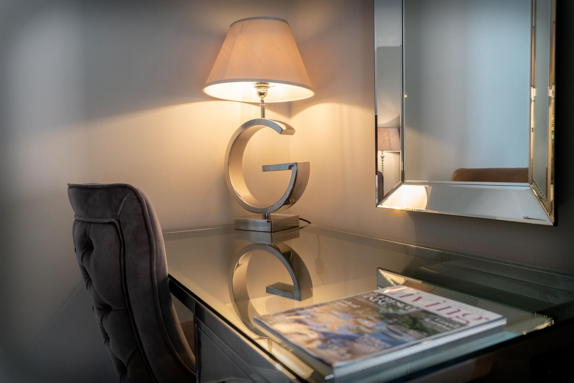 Grantham Arms Hotel Бъроубридж Екстериор снимка
