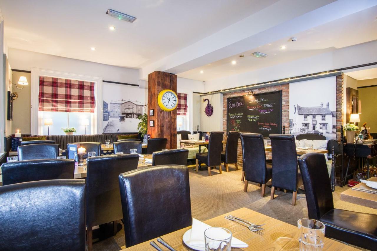 Grantham Arms Hotel Бъроубридж Екстериор снимка